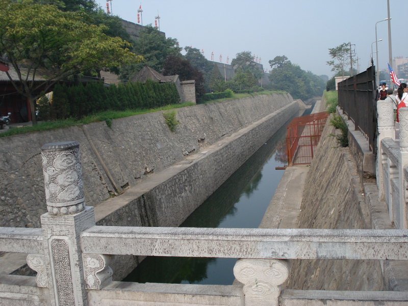 Image: /media/?path=/trips/2007-08-13 China/2007-08-17_Xi'an/20070817-084258-0-Jason.jpg